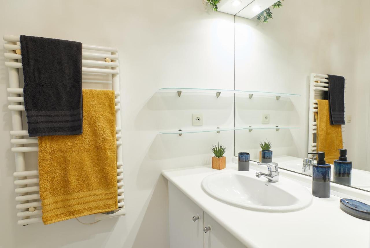 Appartement Wakandais-Proche Disney, Parking & Wifi Montévrain Esterno foto